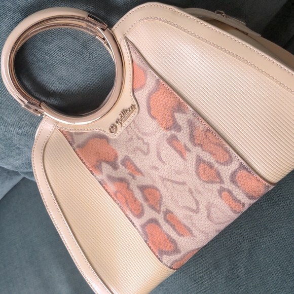 Leopard Print Cow Leather Handbag - Picture 1 of 6